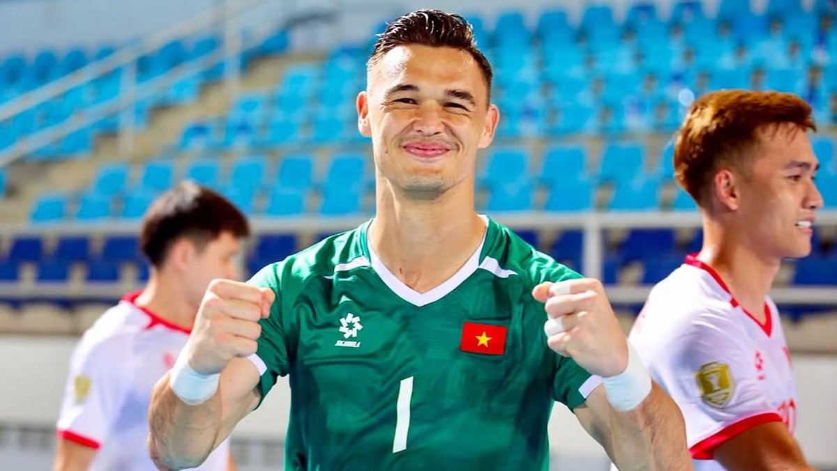 Kiper Vietnam: Lawan Indonesia Tak Lebih Penting dari yang Lain   Baca artikel detiksport, "Kiper Vietnam: Lawan Indonesia Tak Lebih Penting dari yang Lain"