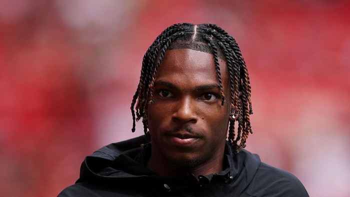 Van Dijk Tak Sabar Lihat Jacquet Main